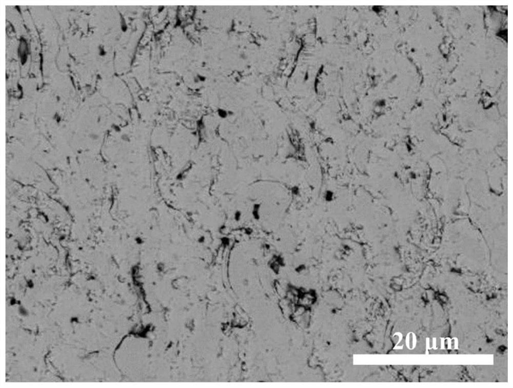 A silicon carbide-calcium oxide stabilized zirconia composite thermal barrier coating and its preparation method