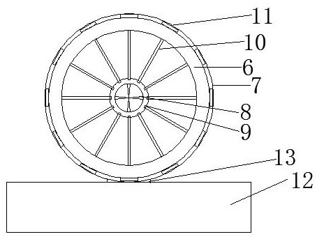 Raw bamboo slitting machine capable of adjusting size of bamboo canes and used for processing bamboo mats