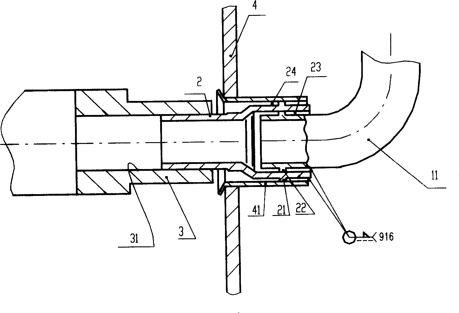 Totally-enclosed -type compressor suction duct connecting mechanism