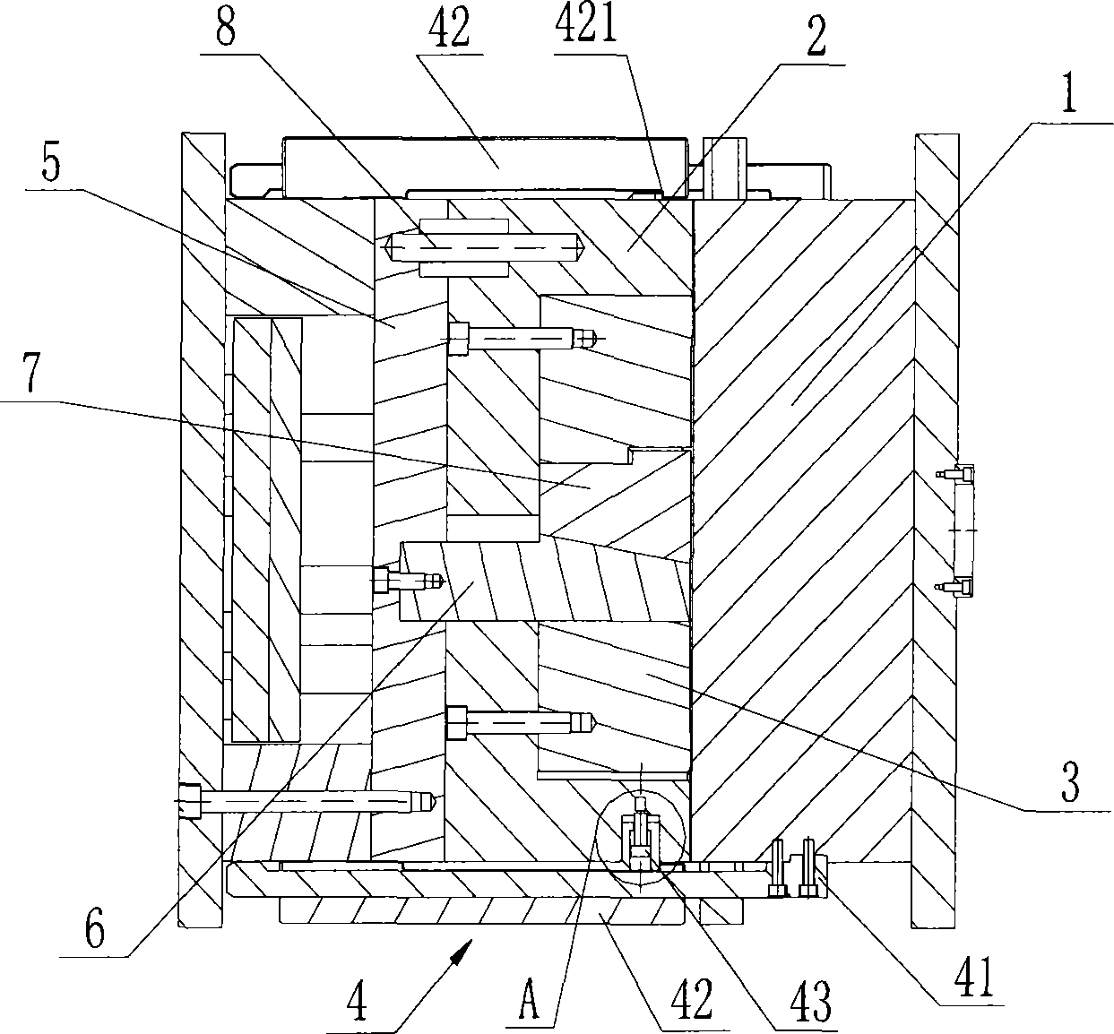 Internal core pulling injection mold