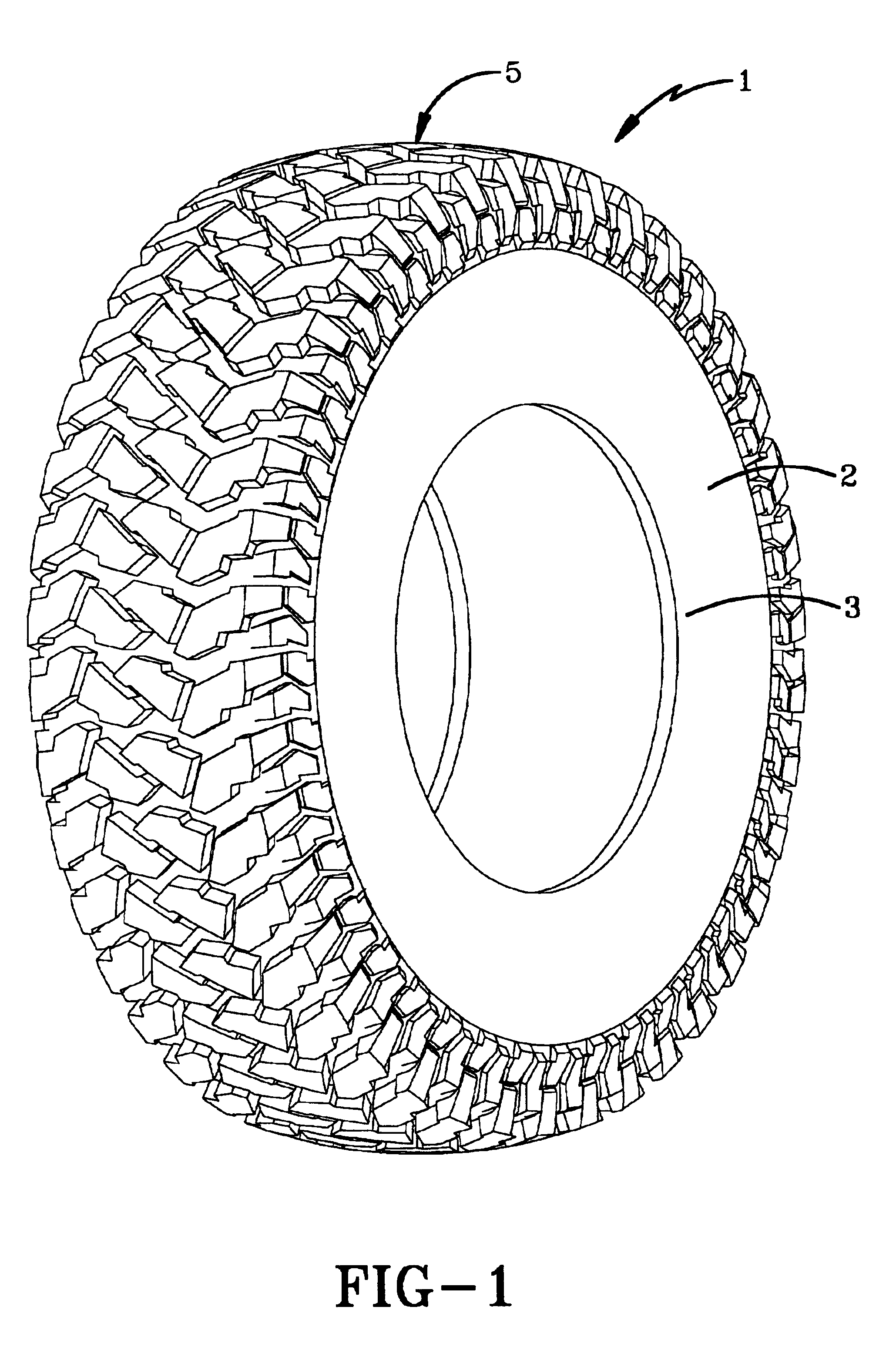 Pneumatic tire with sidewall projections