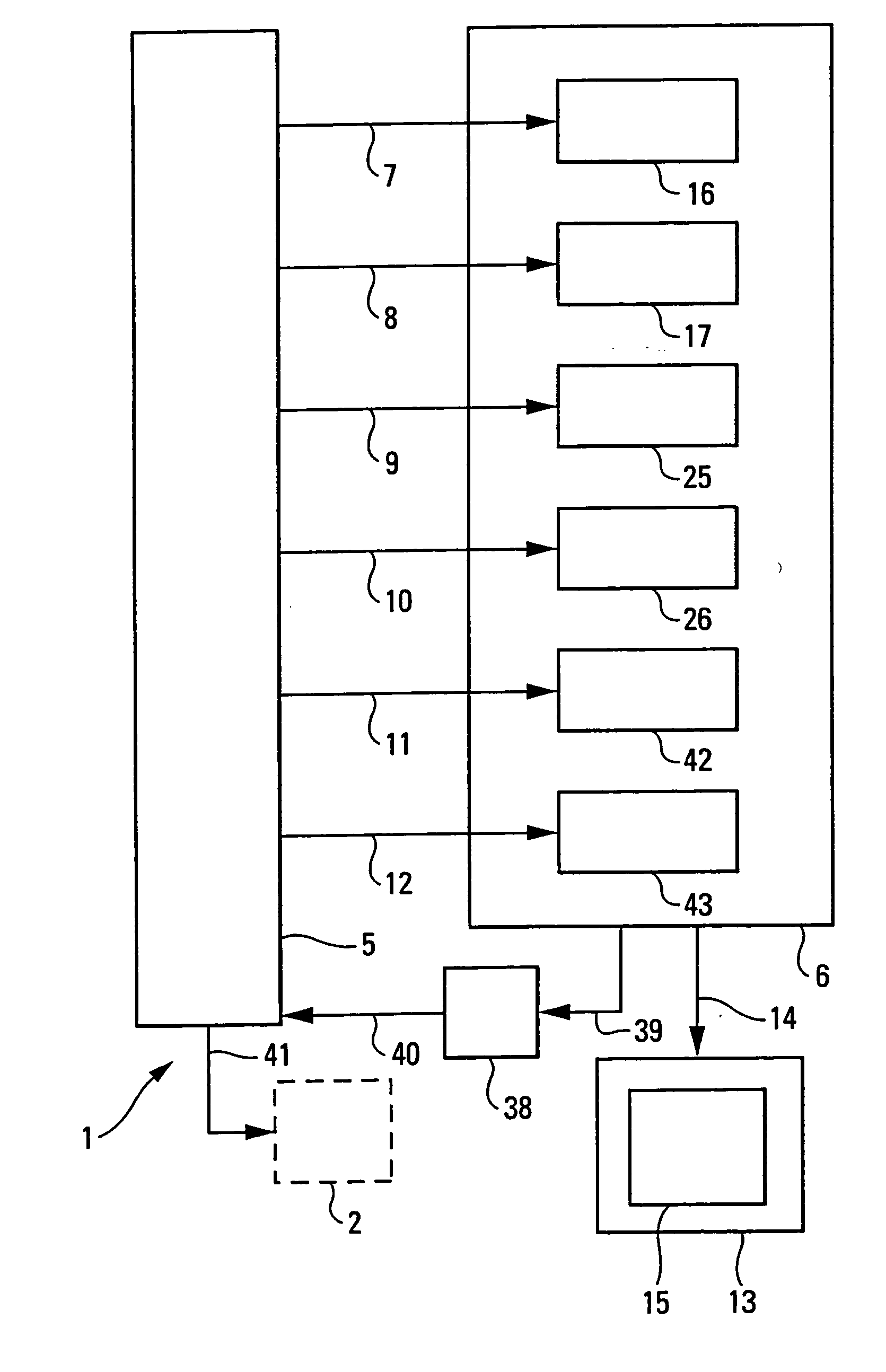 Method and device for ensuring the safety of a low-altitude flight of an aircraft