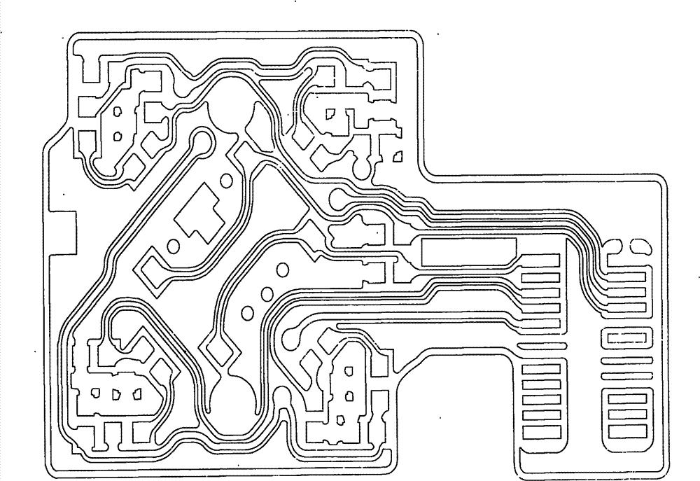 Circuit board and manufacturing method thereof