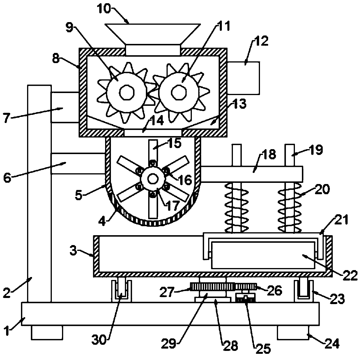 Graded crushing device for corn processing