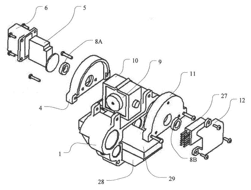 Throwing robot with changeable shape