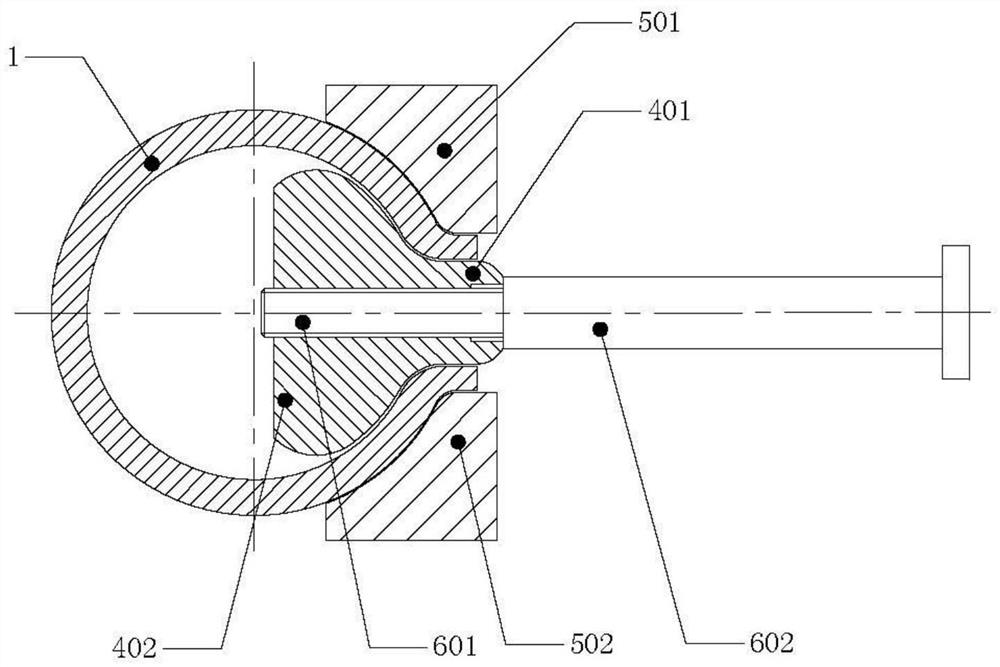 Manufacturing method for water collecting pipe in vacuum chamber of Tokamak device