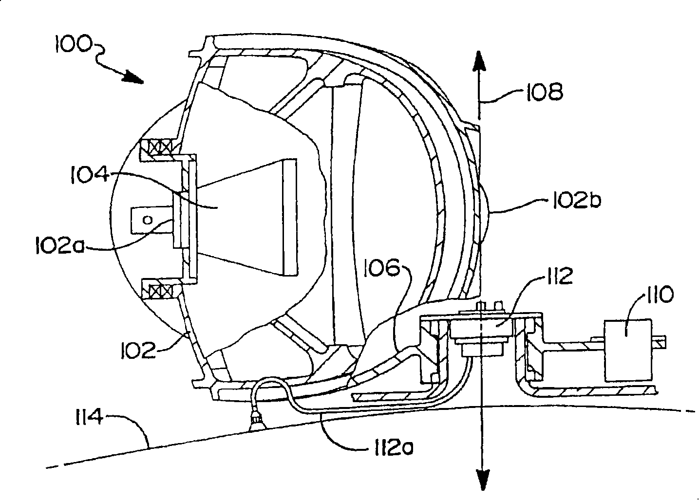 Method and apparatus for mounting a rotating reflector antenna to minimize swept arc