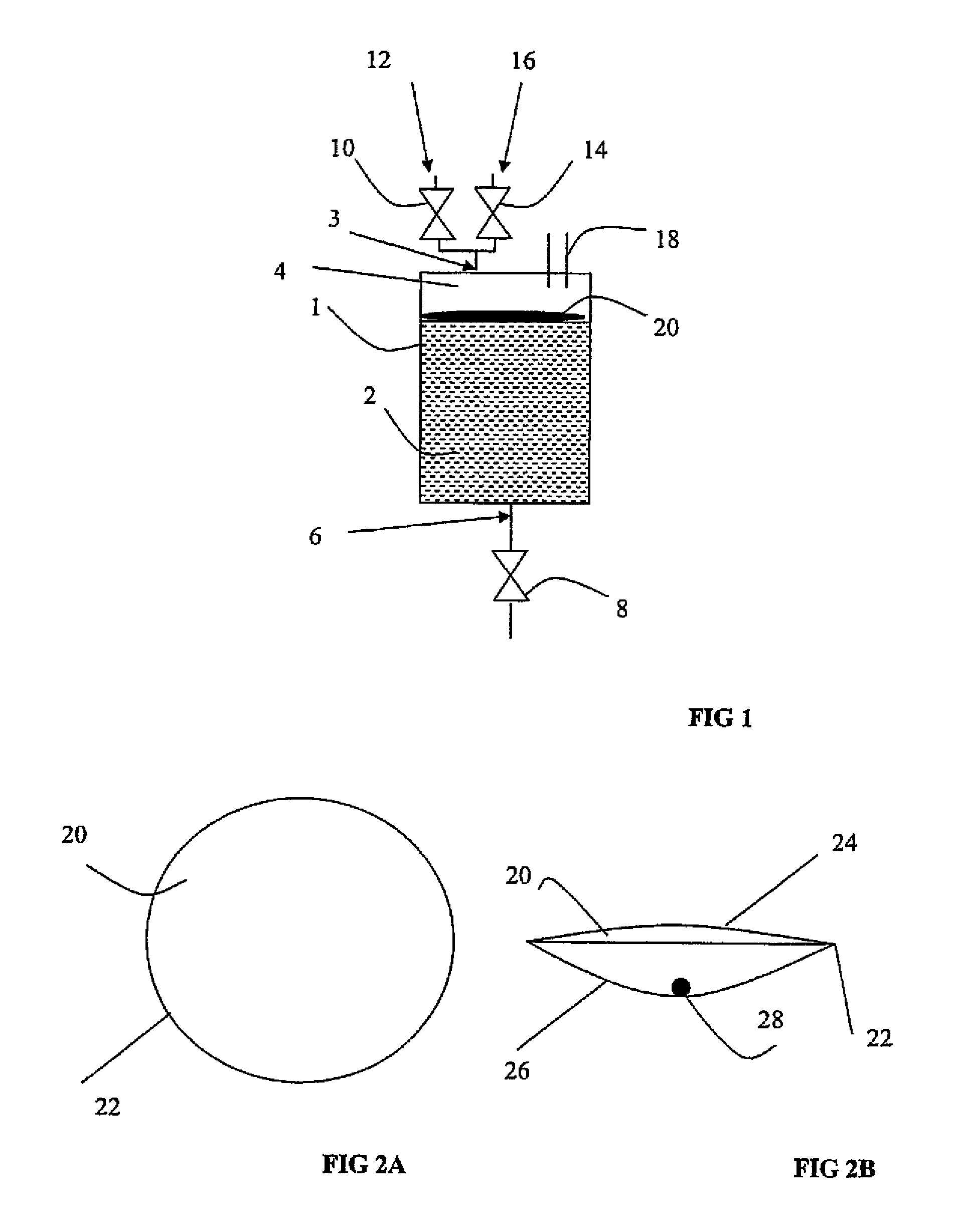 Diffusion barrier in a delivery apparatus for pressurized medical liquids