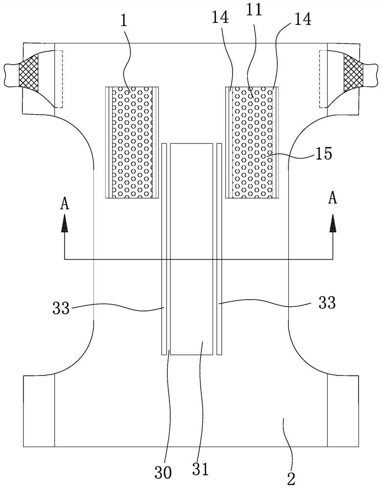 Preparation method of hip-protecting paper diaper