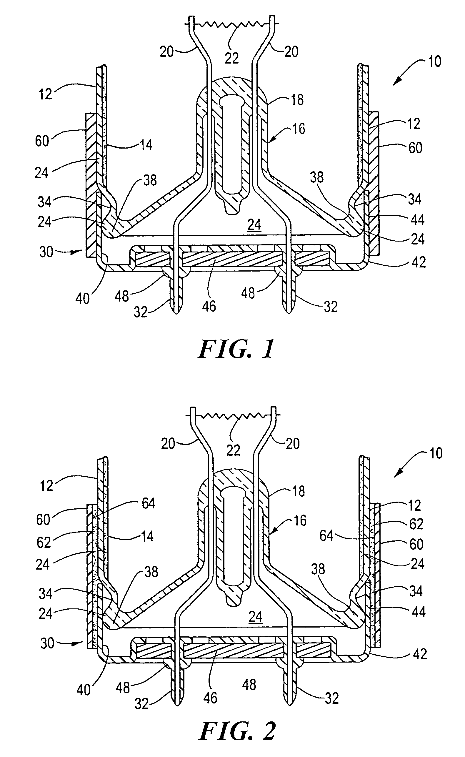 Fluorescent lamp and method for attaching a base member to an end of same