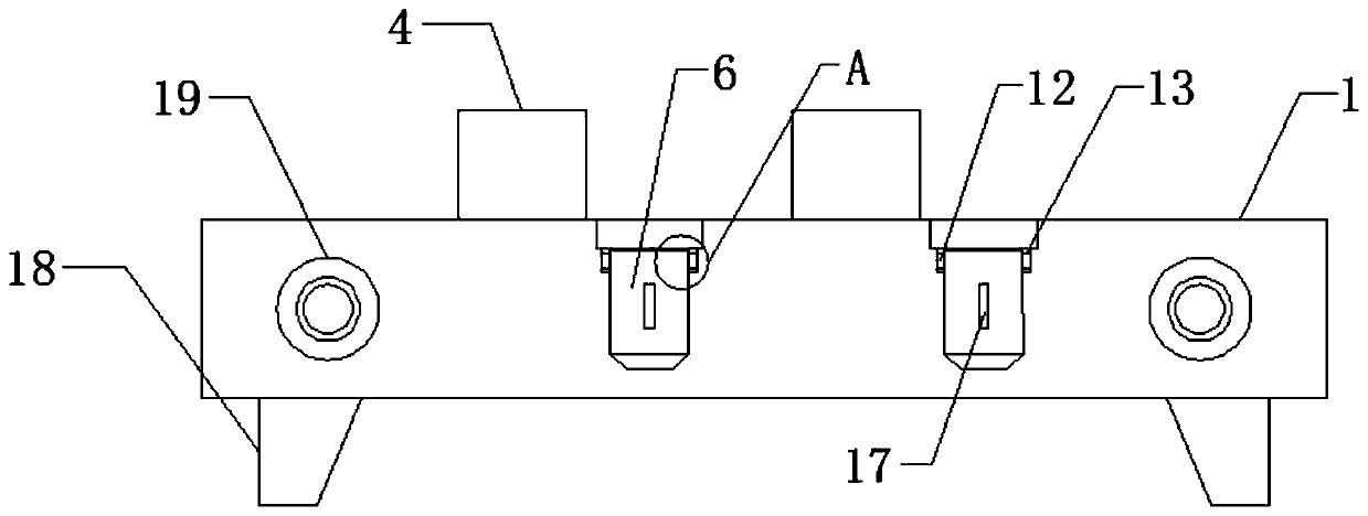 Paper product breakage detecting device