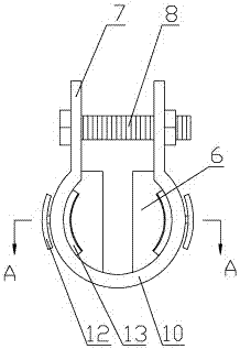 A hoop type non-slip universal wall connecting piece with anti-slip block