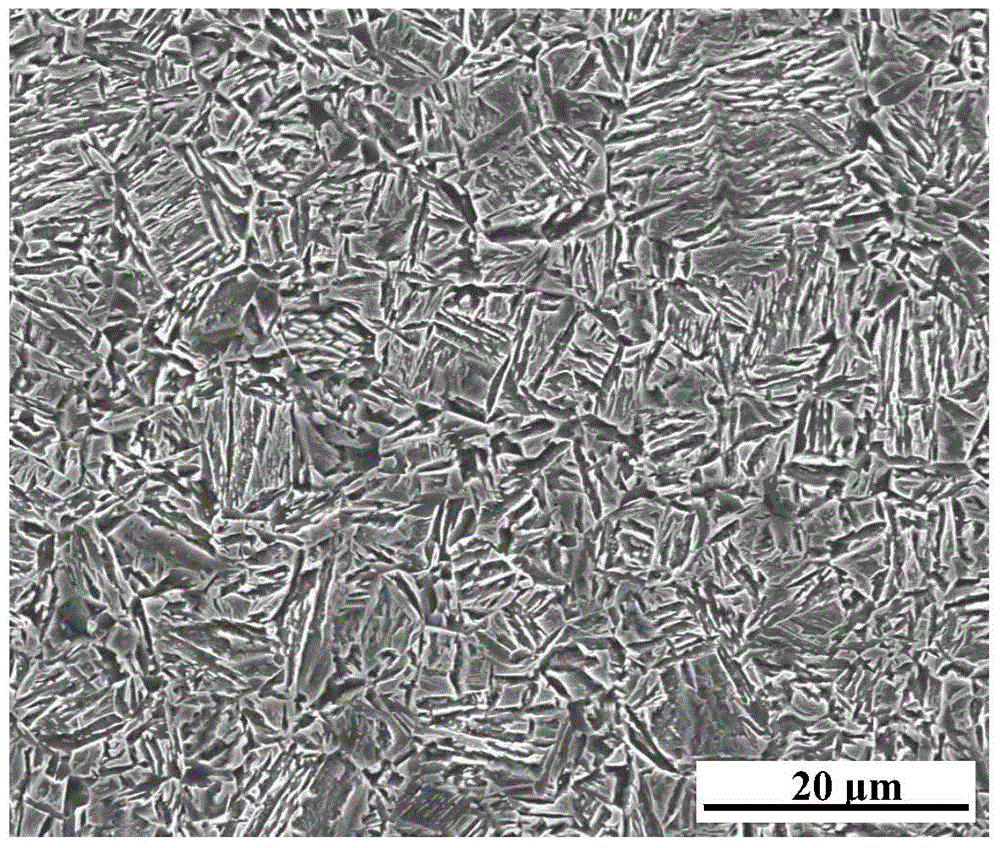 Vanadium-nitrogen microalloyed high-strength phase-transformation induced plastic steel seamless pipe and preparation method thereof