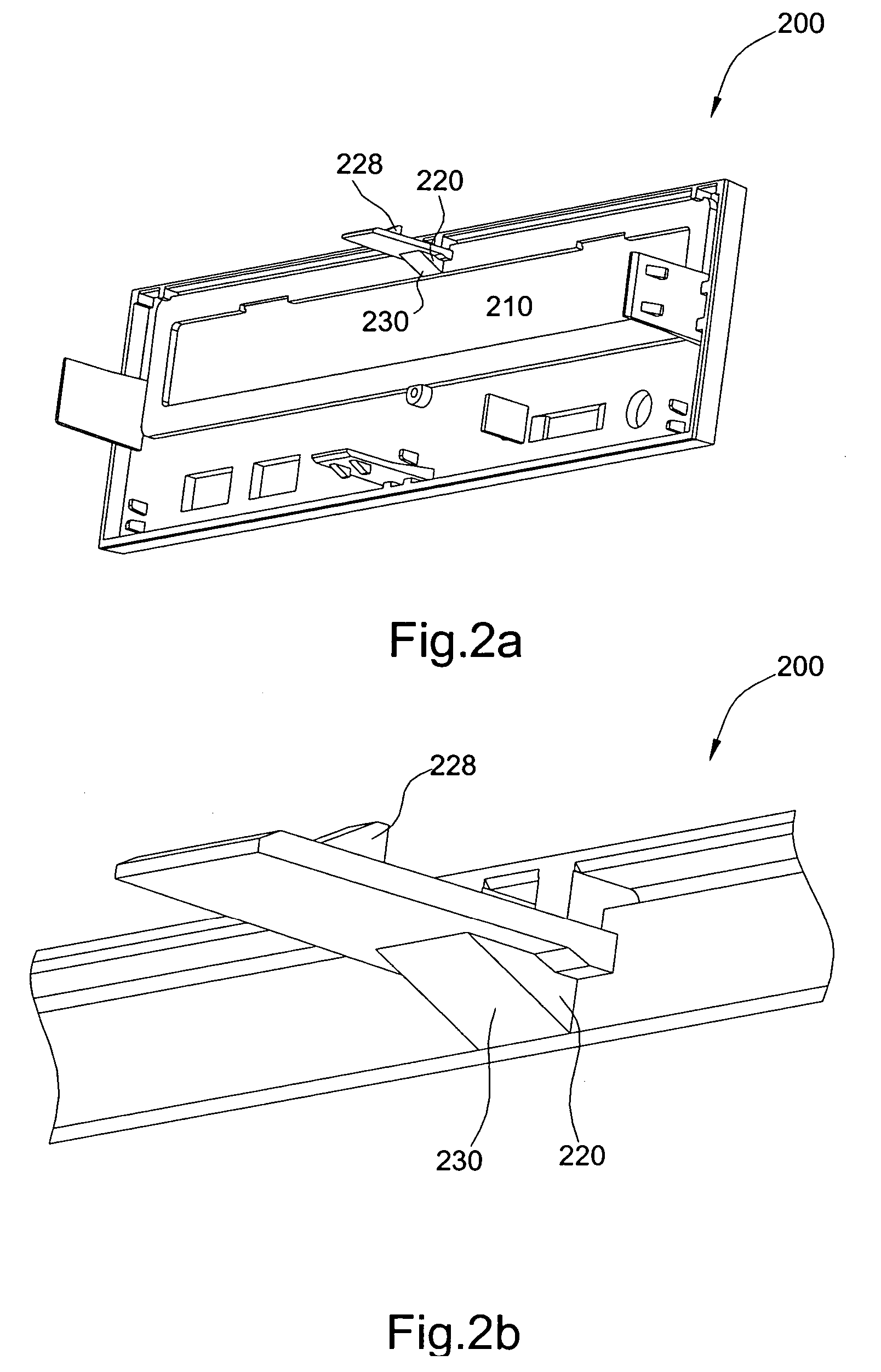 Disc accessing apparatus and the panel thereof