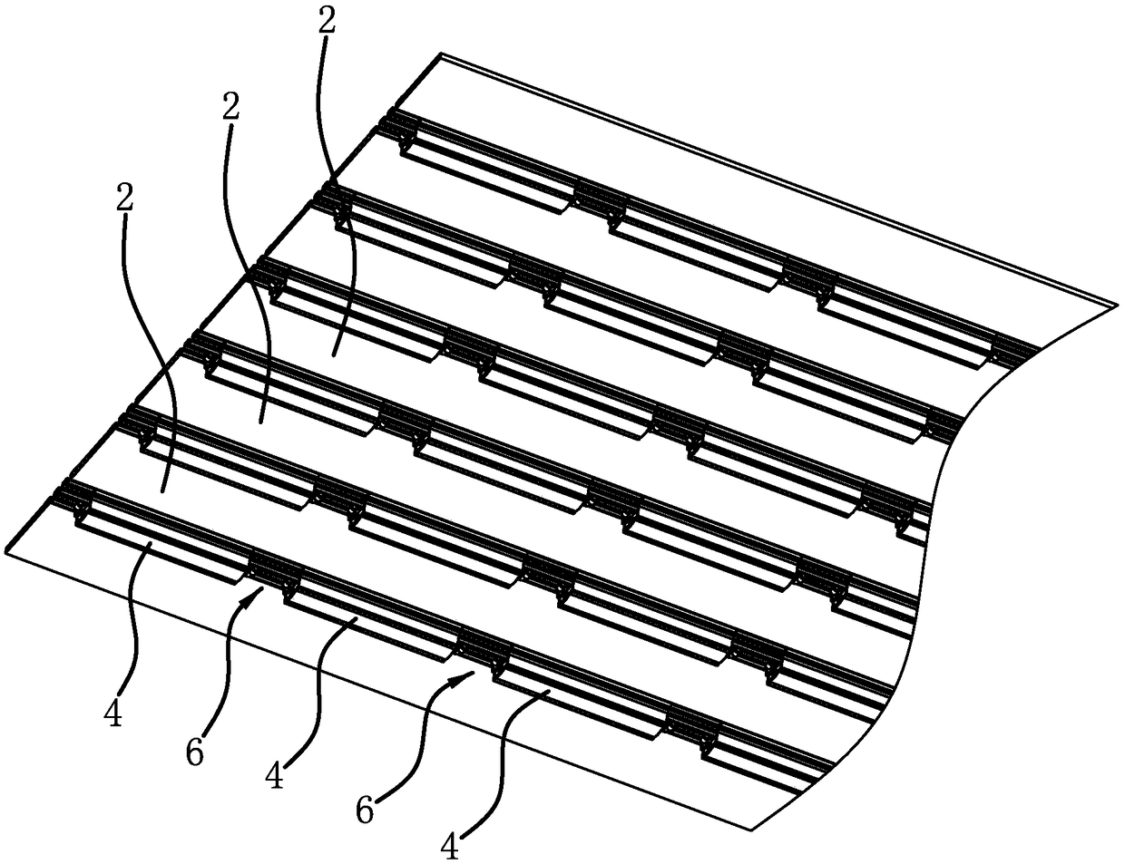 An auxiliary transfer mechanism for goods in a carriage