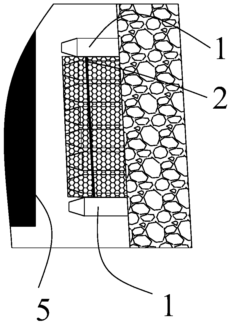 Guide-rail type soft coal seam working face steel wire mesh conveying device and using method thereof