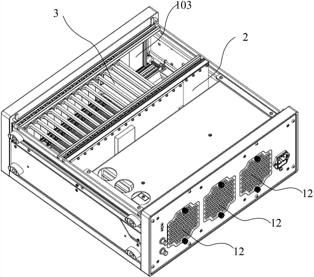 Peripheral component interconnect extensions for instrumentation (PXI) heat dissipation case and PXI test system