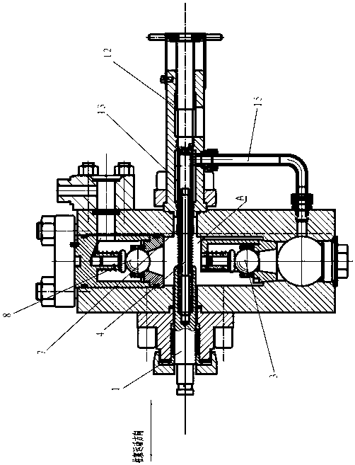 Flow adjusting device capable of changing plunger volume