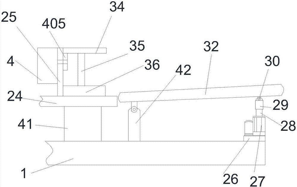 Reinforcing steel bar clamping device capable of realizing automatic feeding
