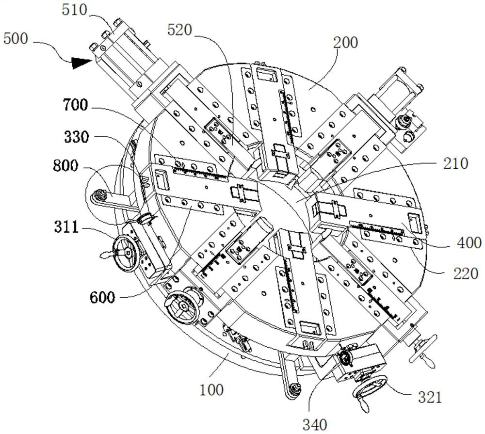 Centering chuck for broaching machine and broaching machine