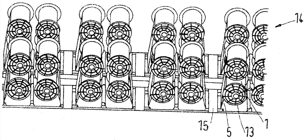 Sectional warp beam and creel of assembling device