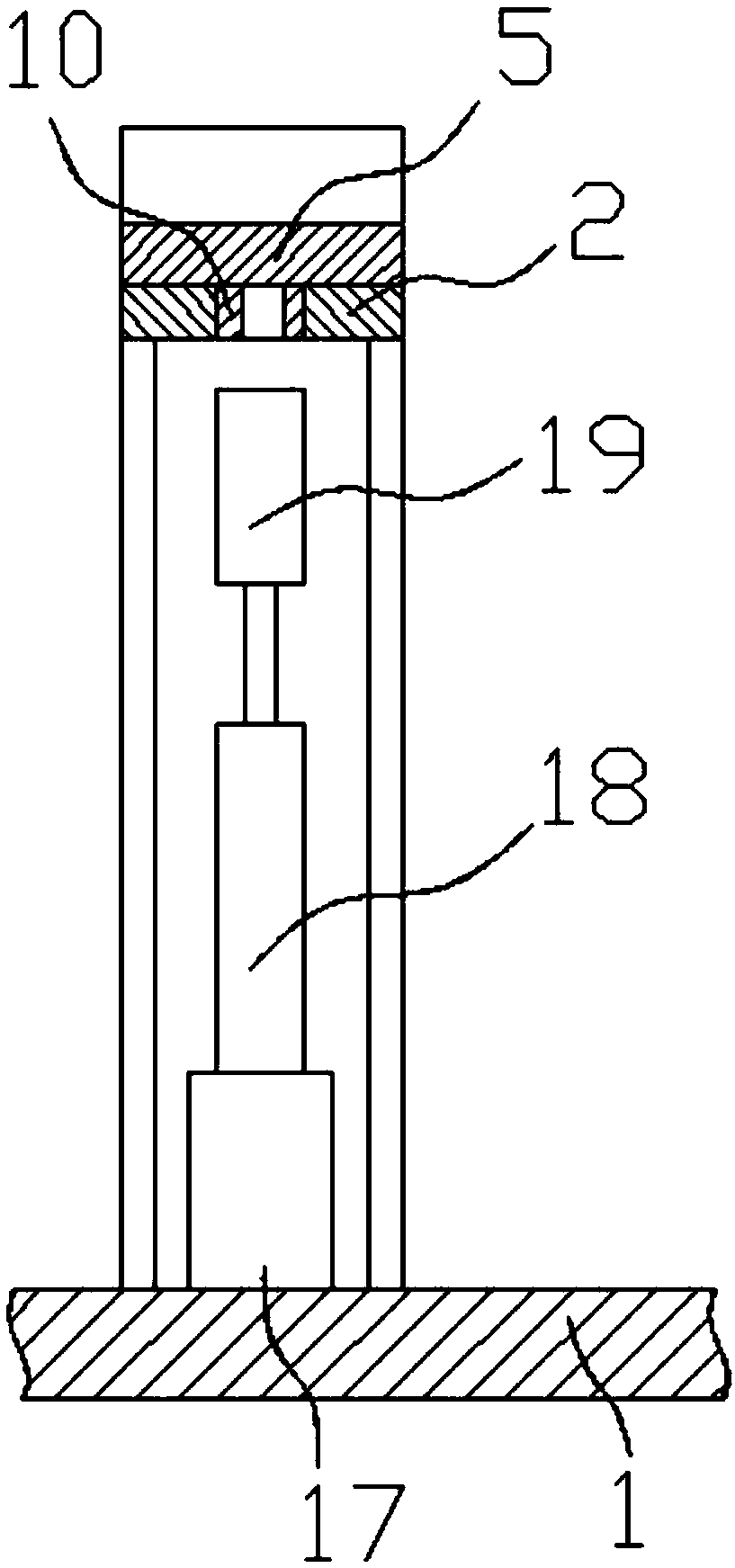 Plug metal assembly machine capable of integrally pulling and cutting metal strip