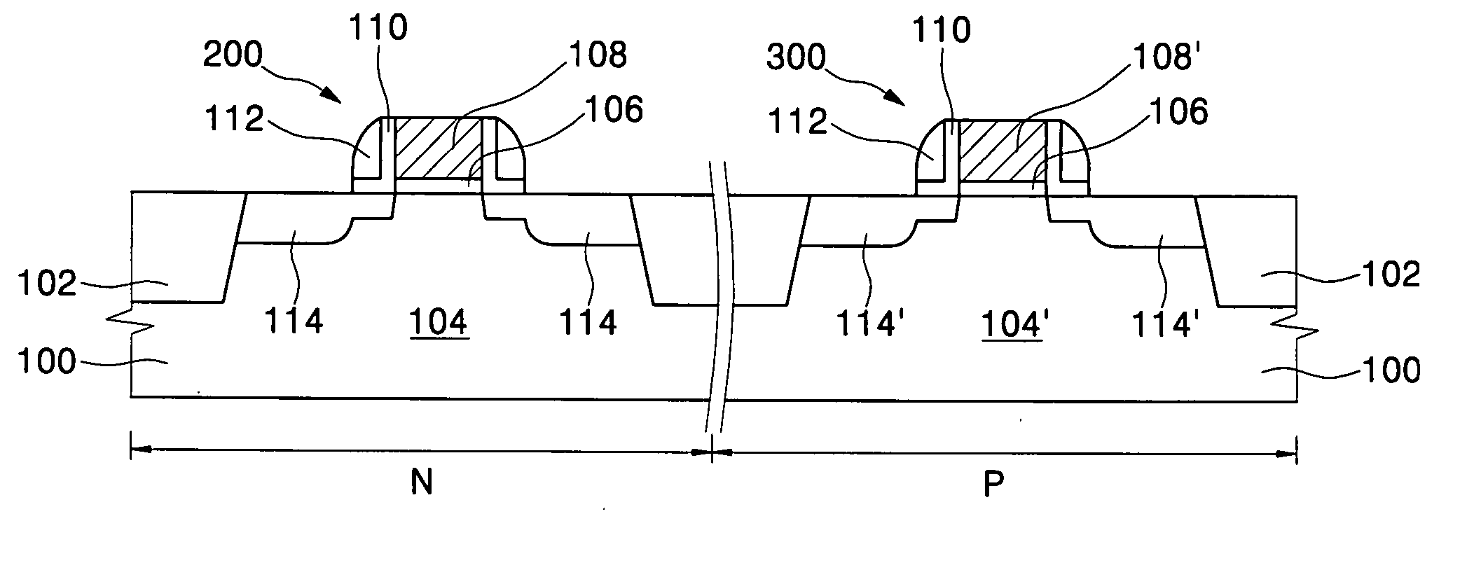 Methods of fabricating semiconductor devices having insulating layers with differing compressive stresses and related devices