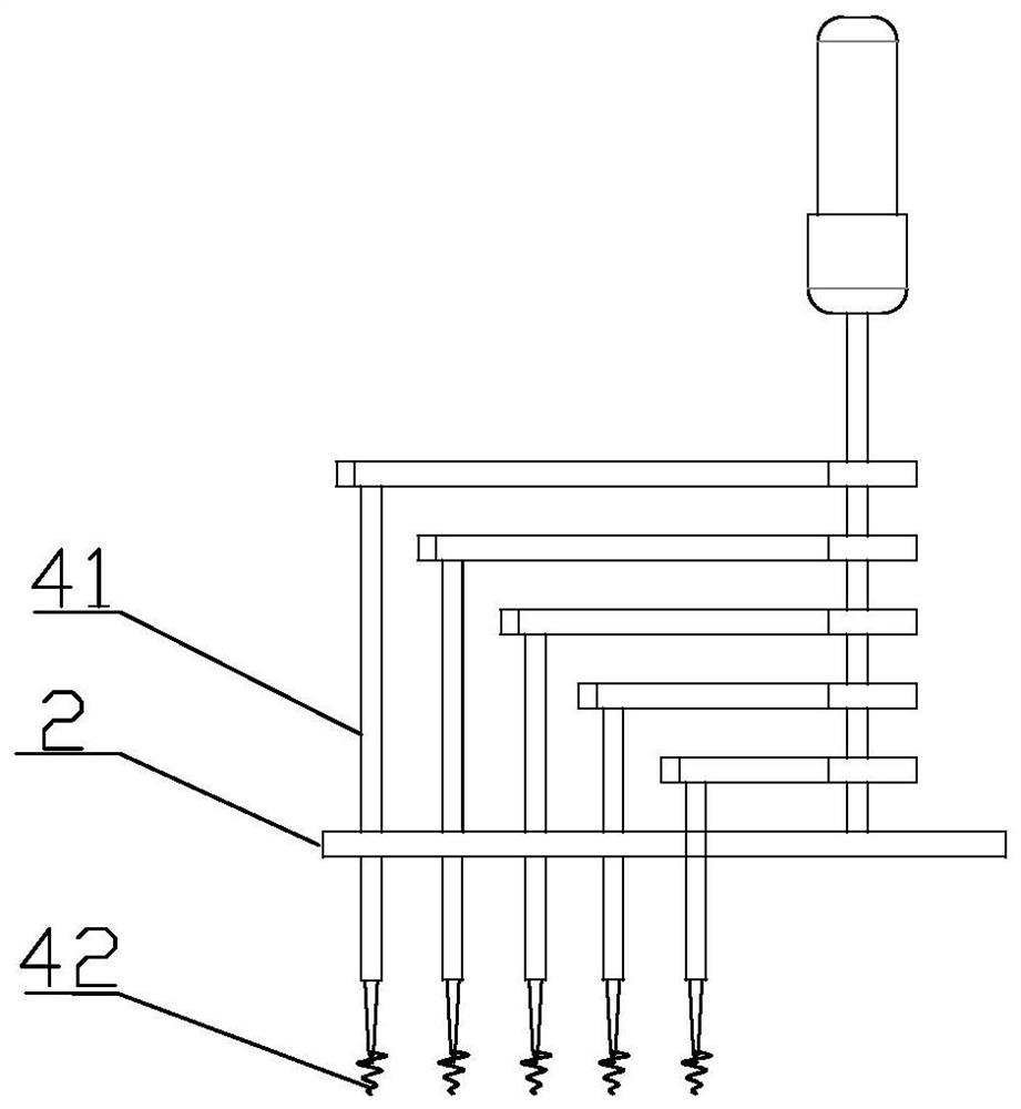 Automatic strawberry pedicle removing device