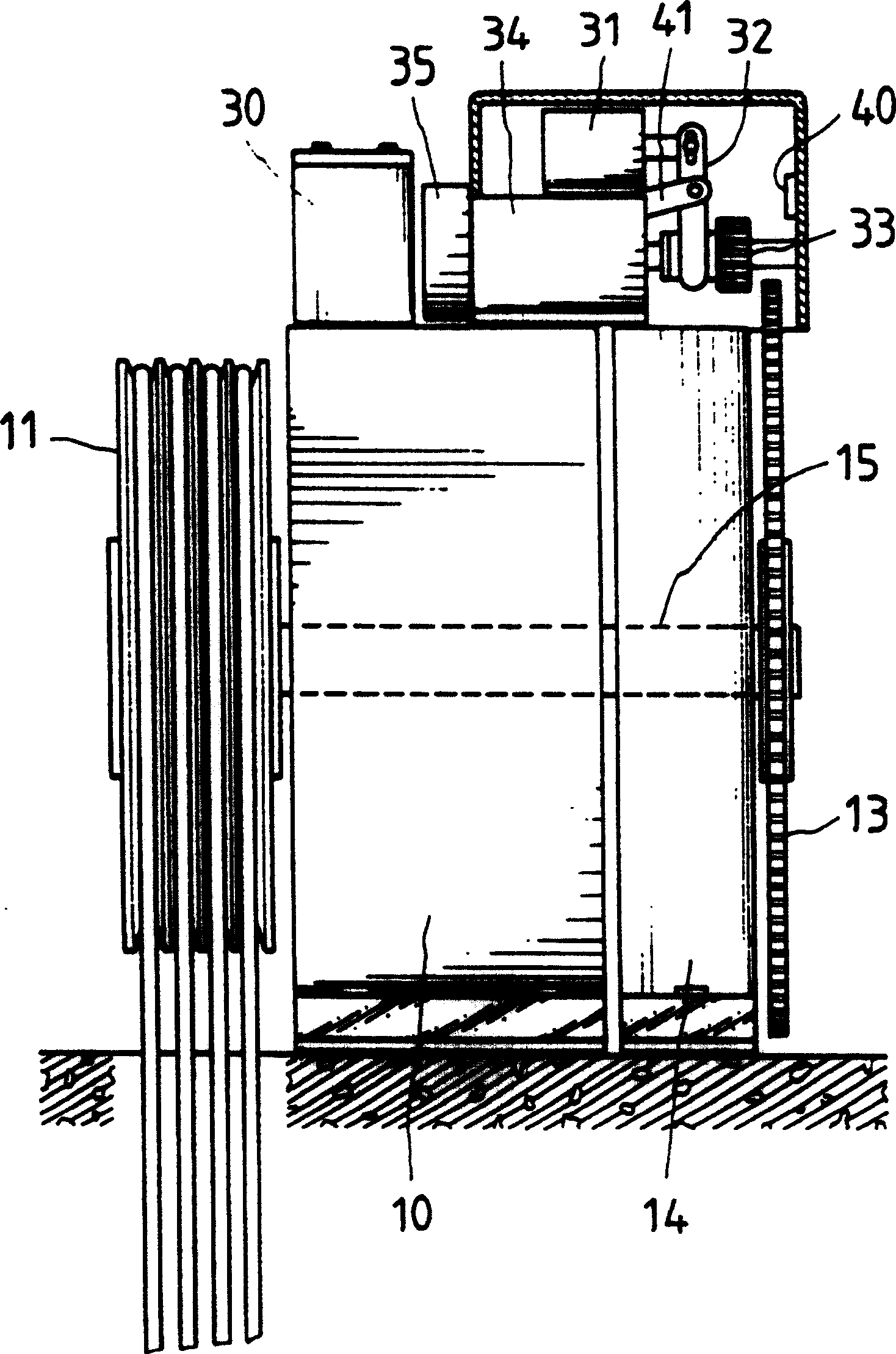 An assistant self-rescuing insurance system of elevators