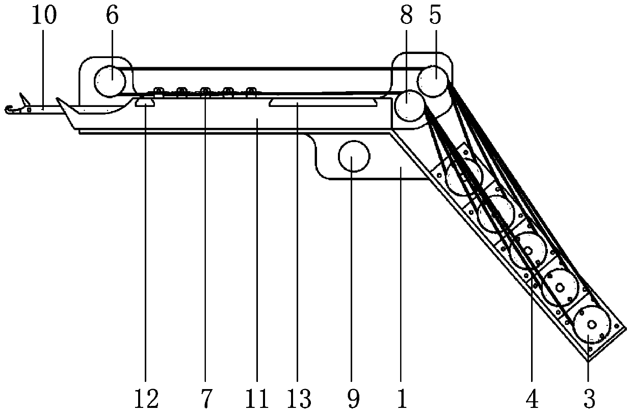 Triangular-free knitting machine and its knitting method