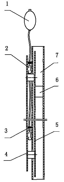 Pressing mechanism of oil consumption measuring device of vehicle oil tank