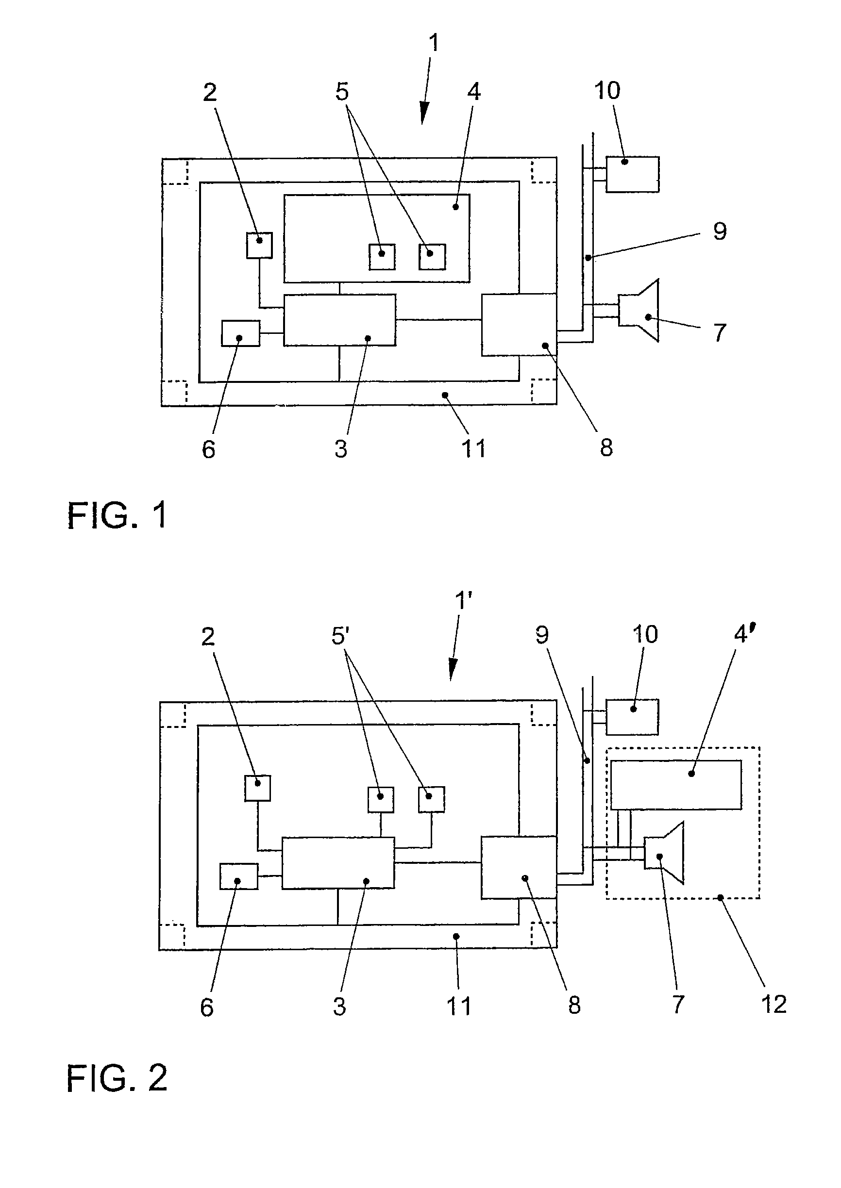 Operating device of a motor vehicle and method for recording user inputs