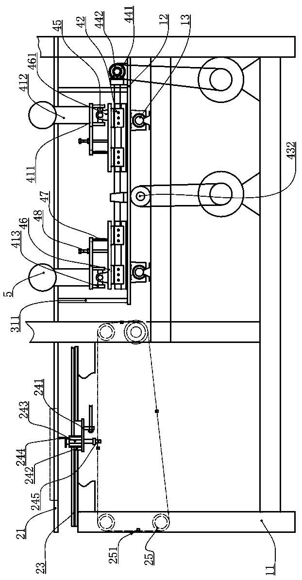 Synchronous chamfering device for four corners of cutting board
