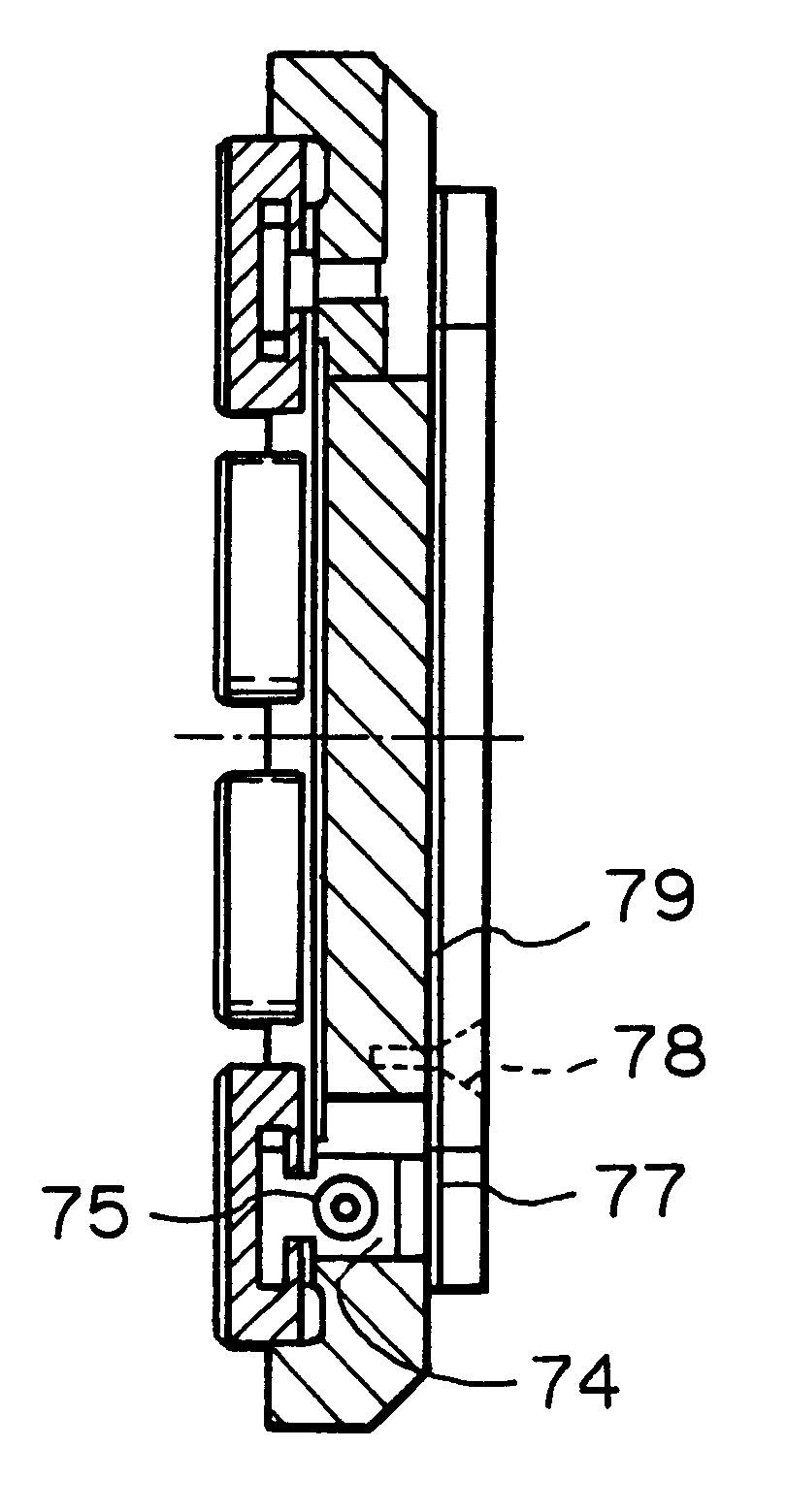 Water lubricated machine component having contacting sliding surfaces