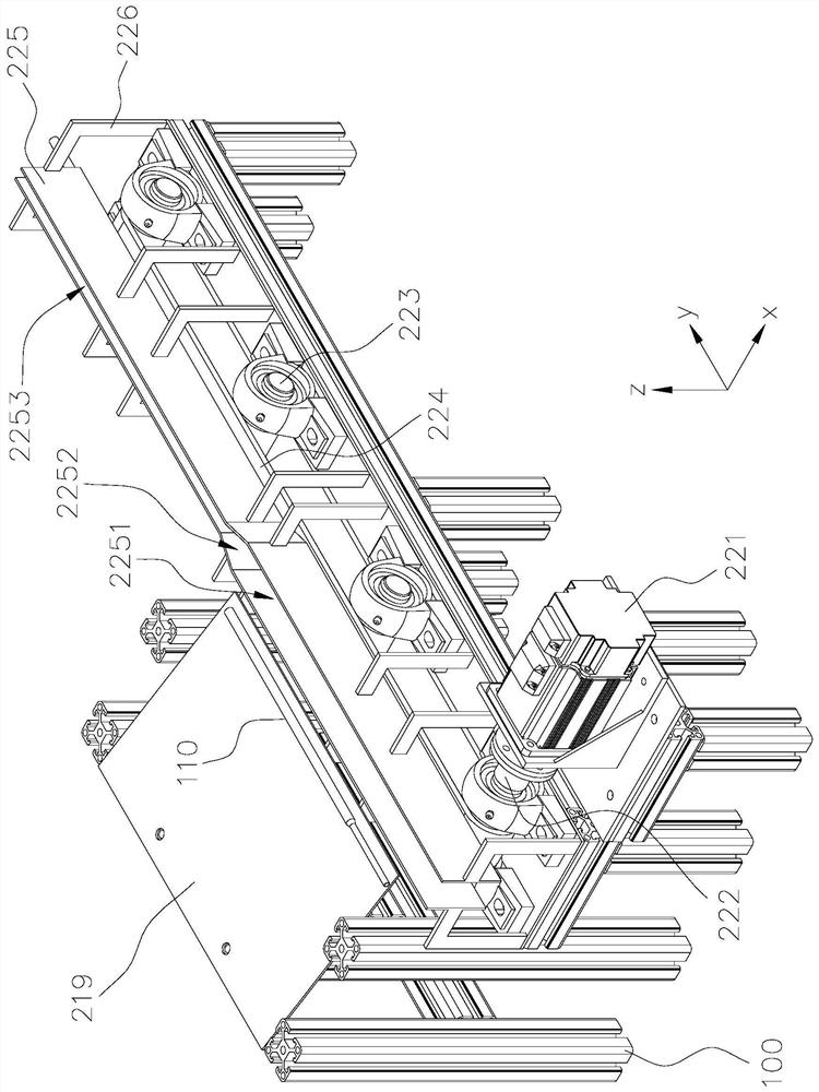 A blanking device and method for automatic production of heat pipes