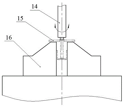 Method and device for combined stamping riveting
