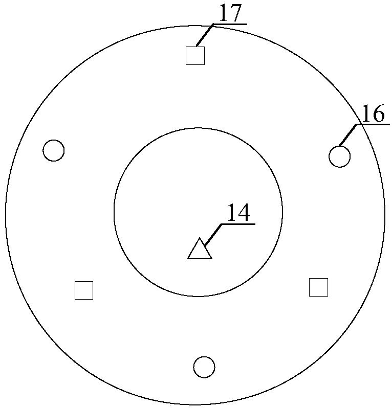 Spacecraft rendezvous and docking device and method