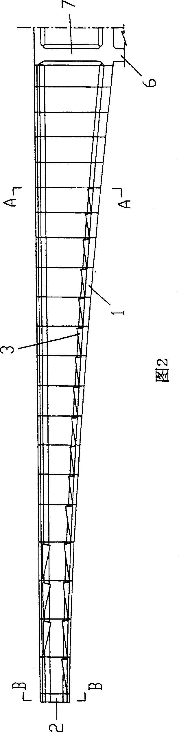 A baseboard cable horizontal arrangement prestress concrete variable cross-section box girder bridge and a construction method thereof