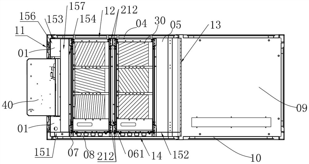 Containing device and heat dissipation system