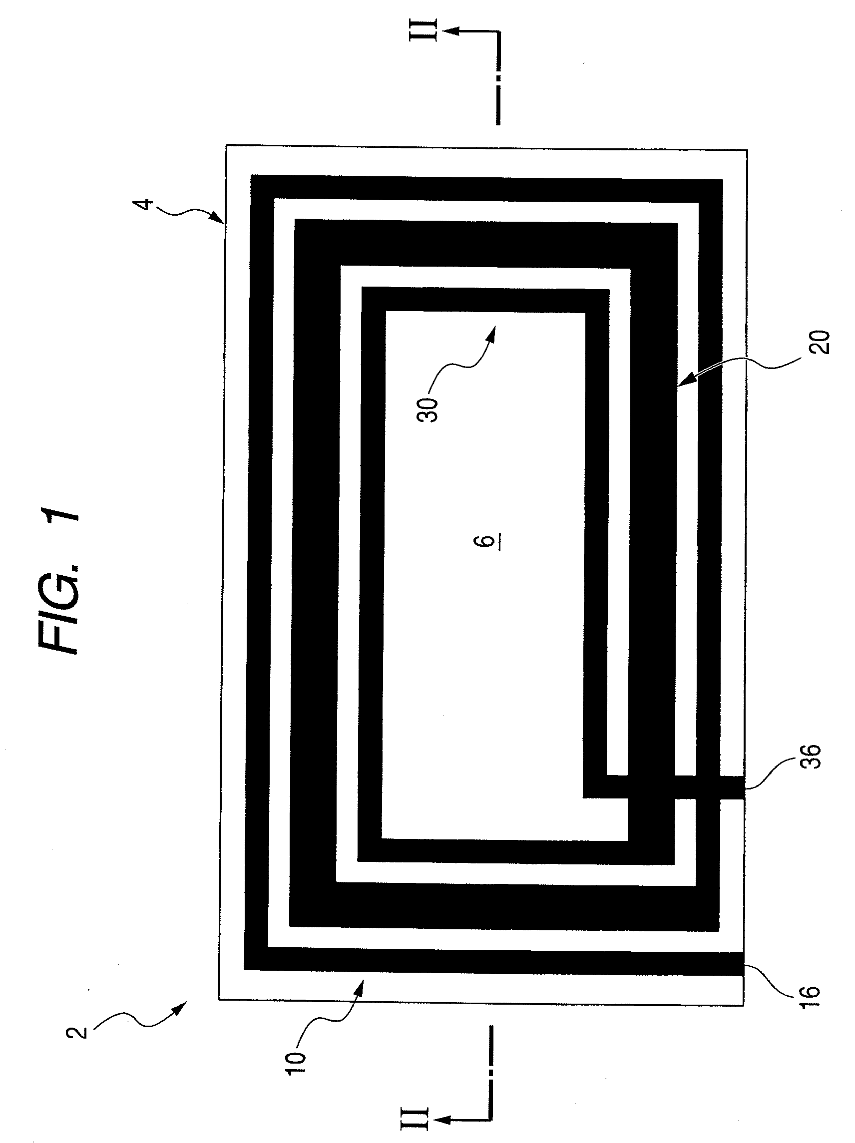 Loop antenna device with large opening area
