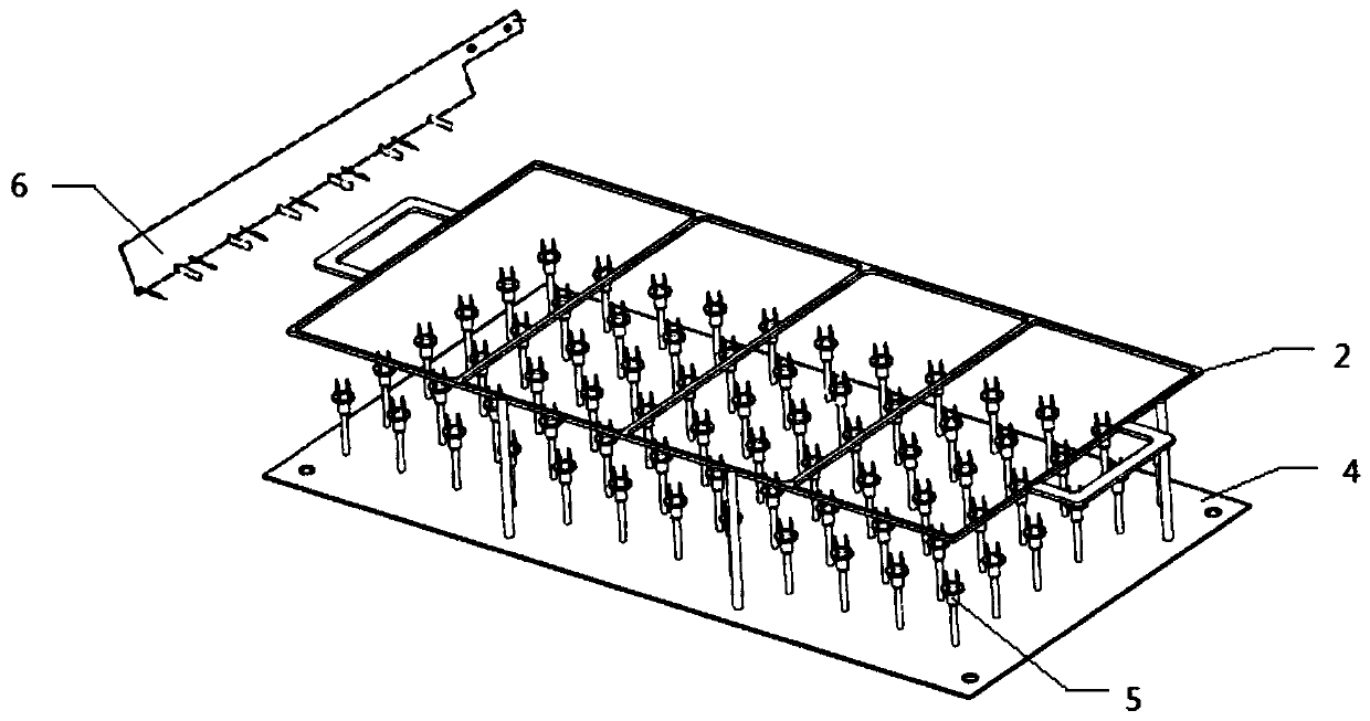 A device for ejecting seedlings from plug trays to protect pots