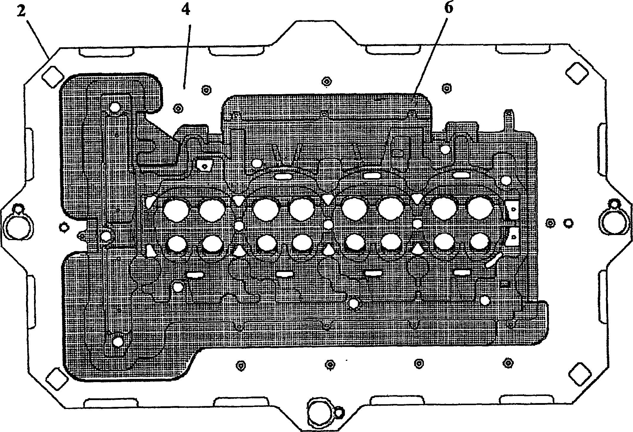 Layered manufactured articles having small-width fluid conduction vents and methods of making same