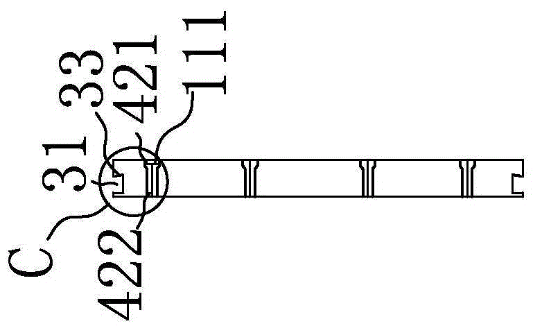 Precast pile with locking end boards and connecting method of precast pile