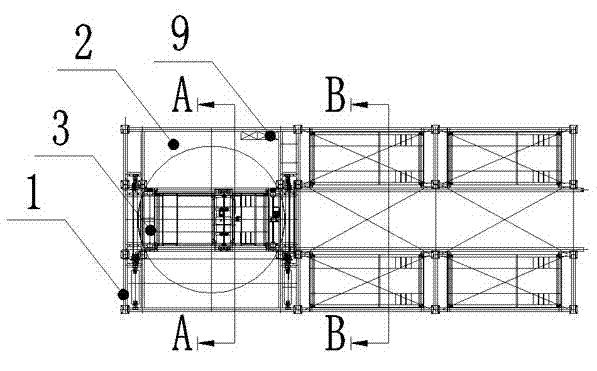 Plate-type longitudinal mechanical parking device of chain transmission rotating middle lifting machine
