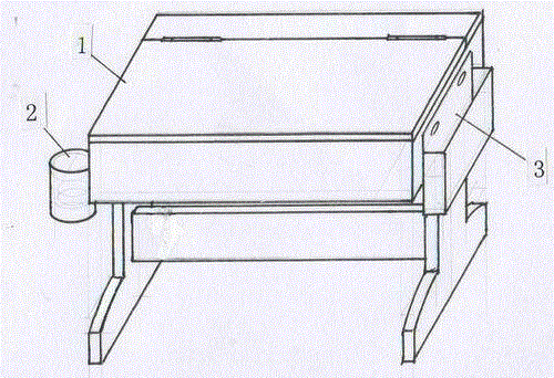 Desk convenient to use during learning