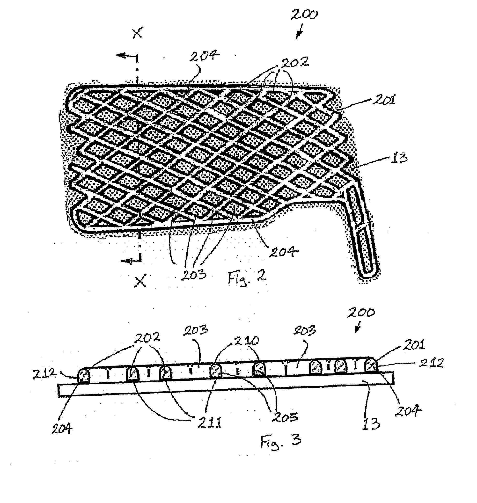 Geometrically Apertured Protective and/or Splint Device Comprising a Re-Mouldable Thermoplastic Material