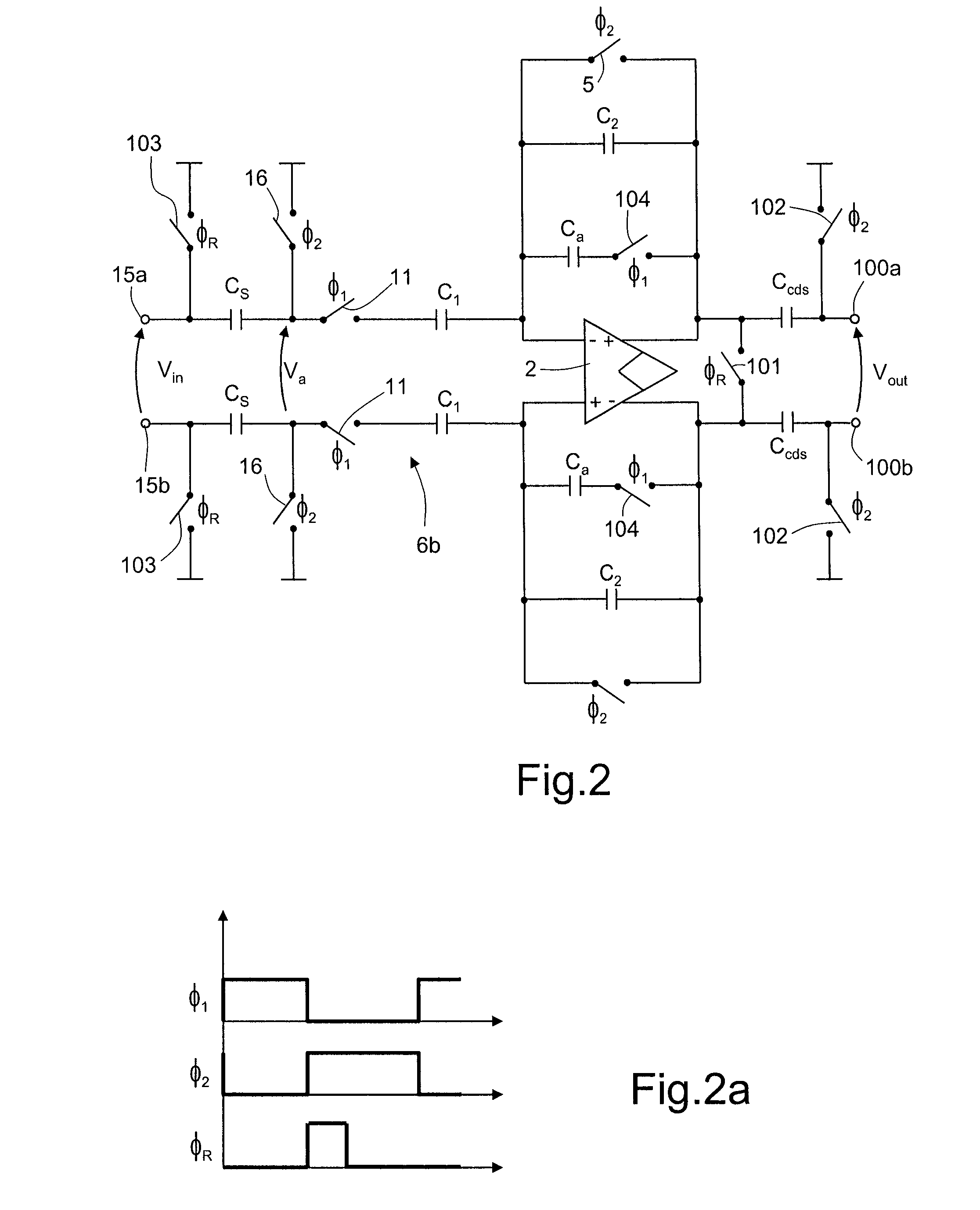 Switched-capacitor band-pass filter of a discrete-time type, in particular for cancelling offset and low-frequency noise of switched-capacitor stages