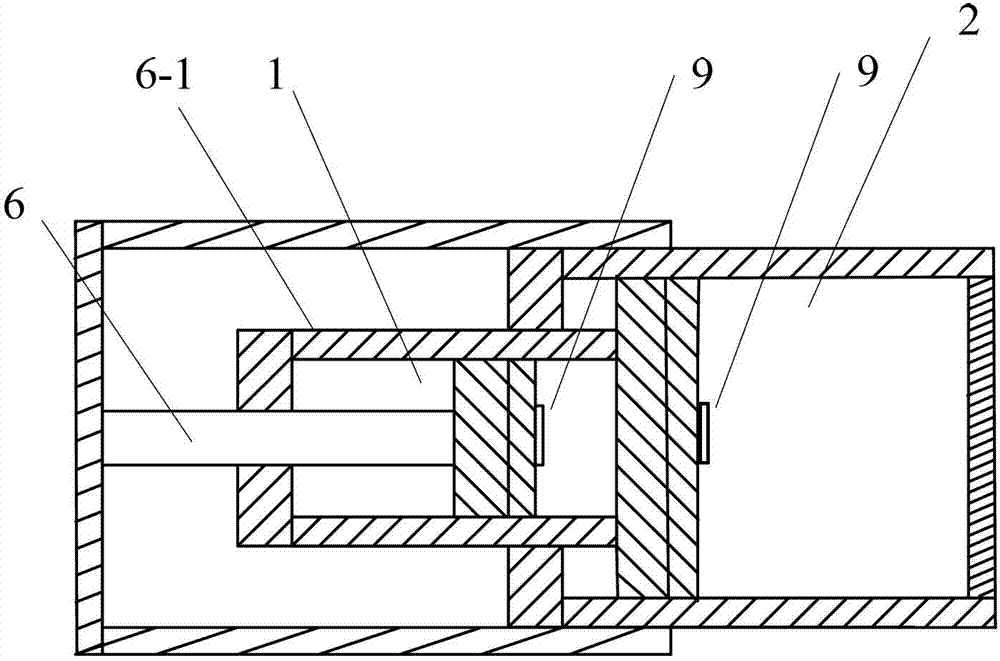 A working method of a two-stage buffer with a temperature detection device