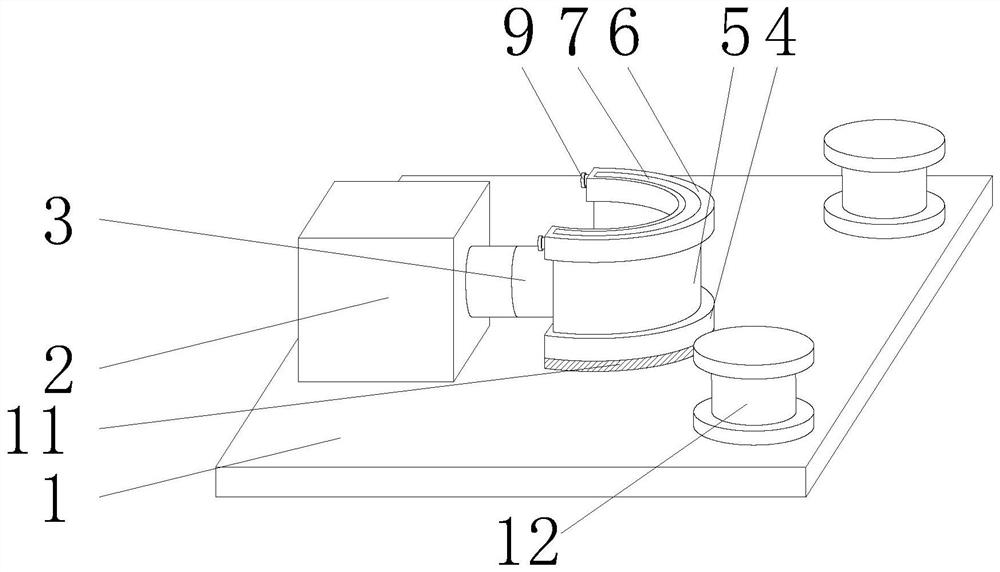 Metal pipe bending machine