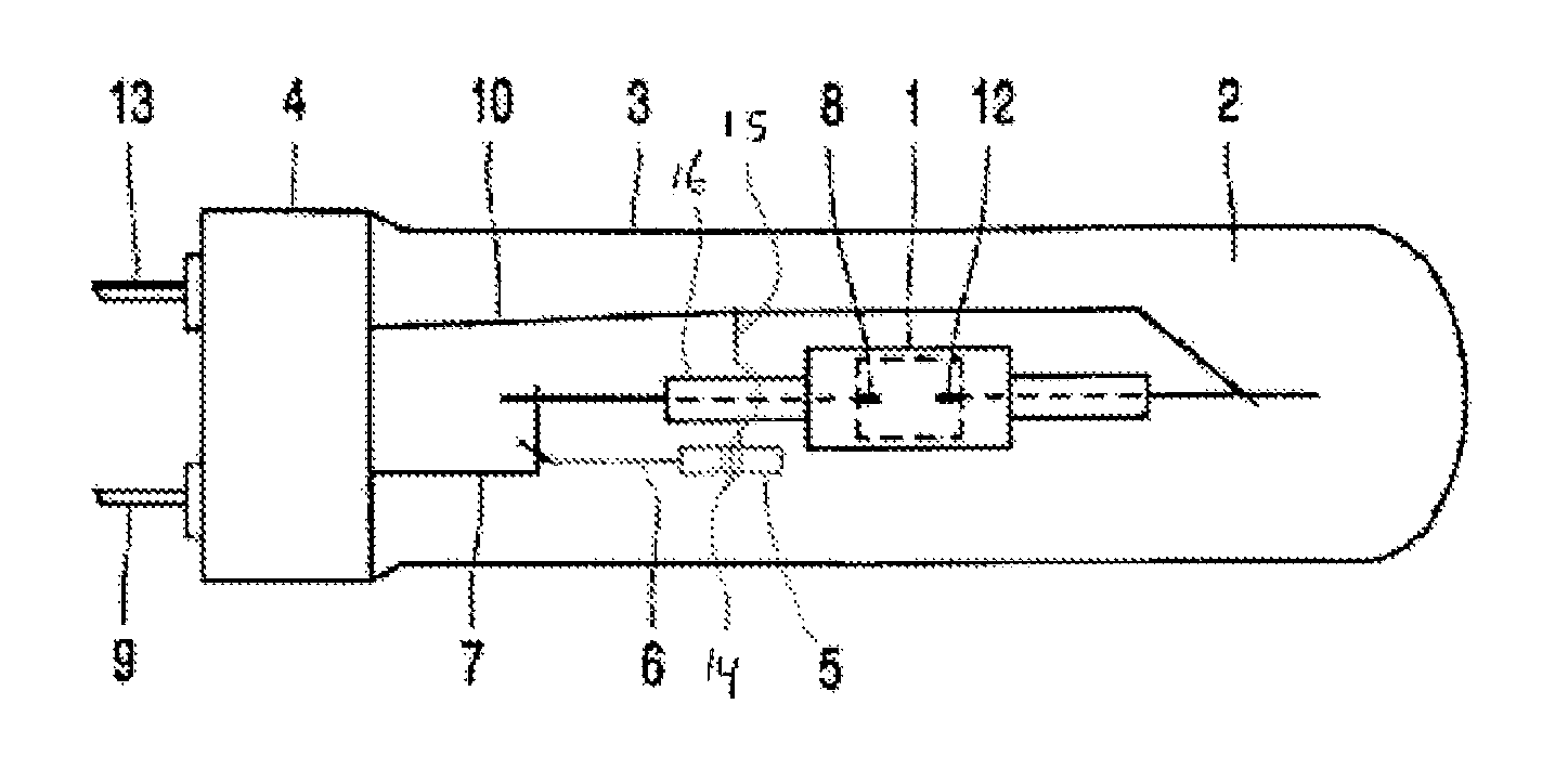 UV-enhancer arrangement for use in a high-pressure gas discharge lamp